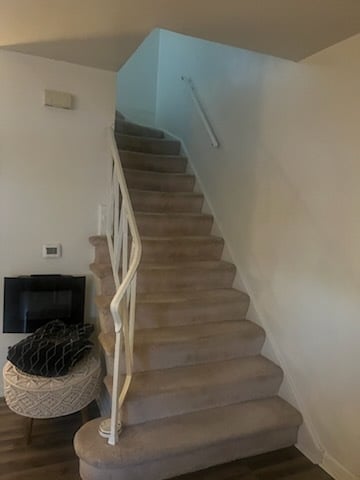 Building Photo - 32 N Albert St