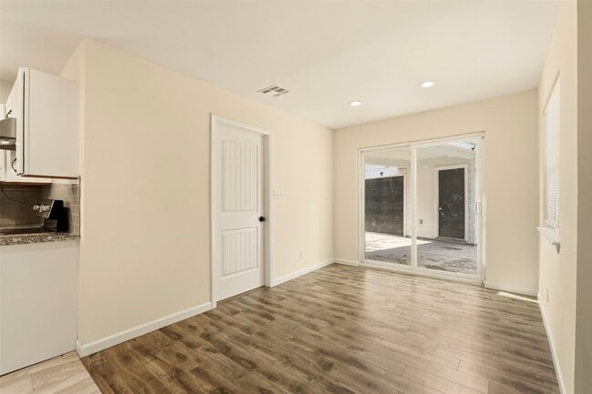 Building Photo - 718 Oder Ln