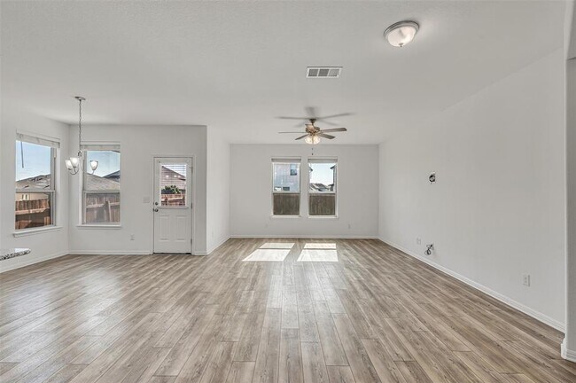 Building Photo - 620 Little Draw Ln