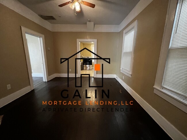 Building Photo - 1719 Le Grand St