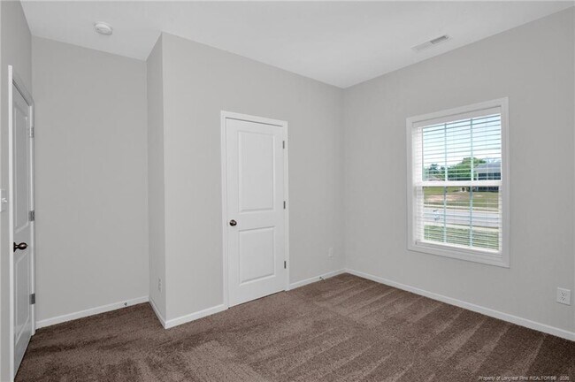 Building Photo - 2346 Spinning Wheel Rd