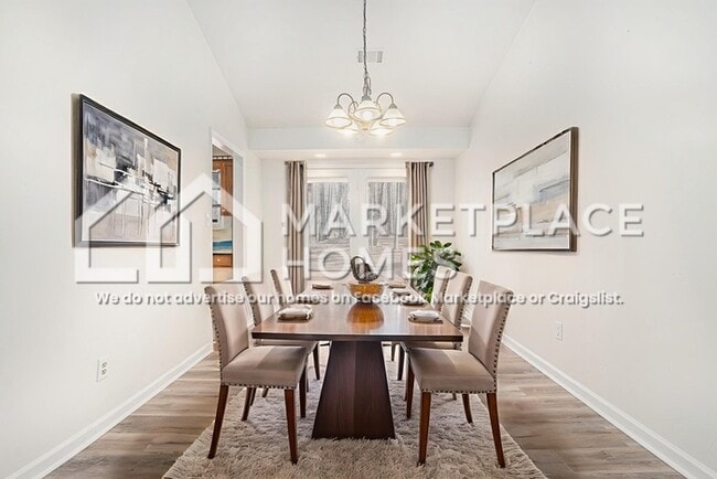 Building Photo - 525 Allana Dr