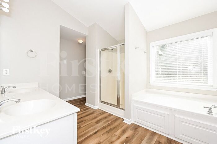 Building Photo - 1575 Ethans Way