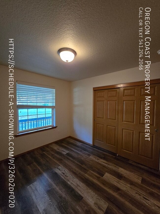 Building Photo - 135 S Quadrant St