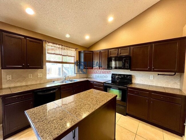 Building Photo - 4368 Coolwater Dr