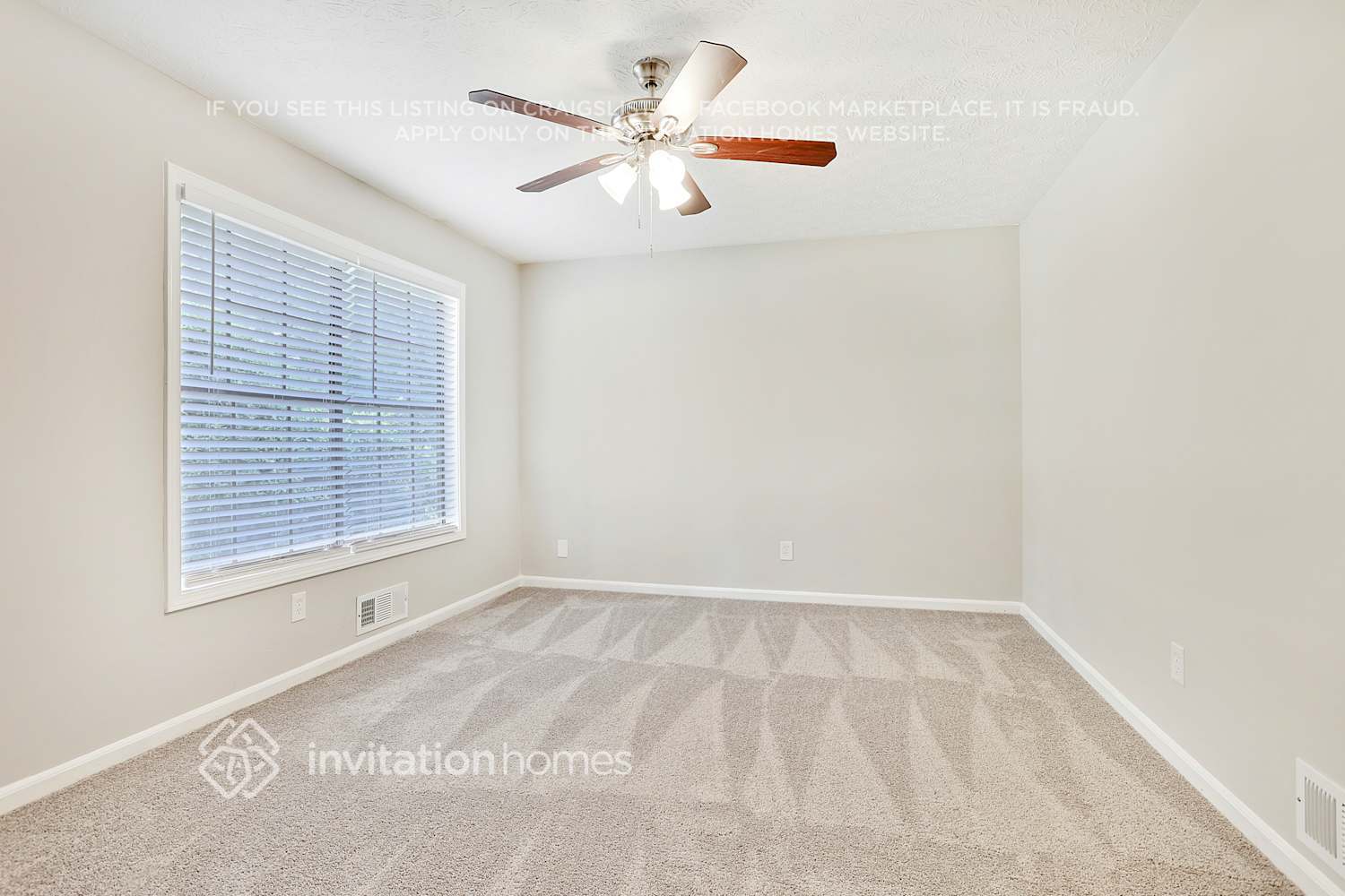 Building Photo - 678 Lakeridge Dr SE