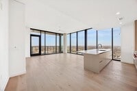 Building Photo - 610 Davis St