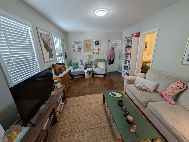 Building Photo - AM-Cortland LLC