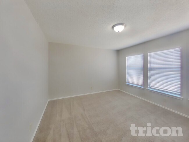 Building Photo - 6419 Beech Trail Dr