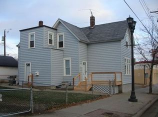 Building Photo - 673 Dale Street North