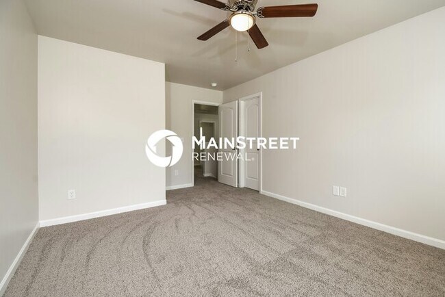 Building Photo - 3 Bedroom Pet-Friendly Home in Browns Summit, NC with Main Street Renewal