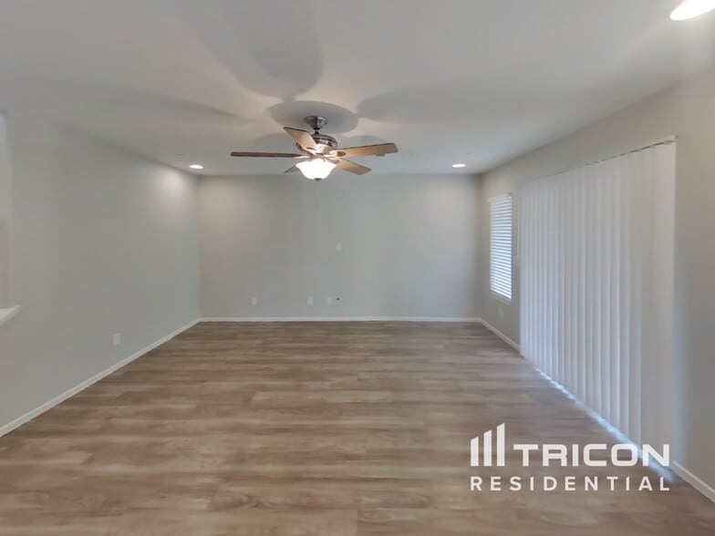 Building Photo - 9169 Promising Ct