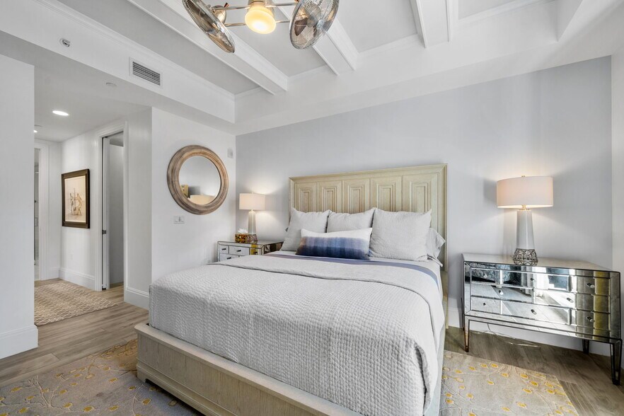 master bedroom - 1035 3rd Ave S