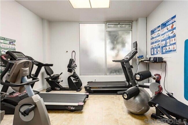 Building Photo - 3635 7th Ave