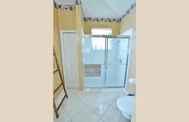 Building Photo - ***MOTIVATED LANDLORD***WONDERFUL ANNUAL 3...