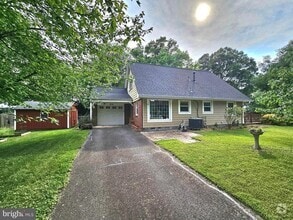 Building Photo - 8134 Keeler St