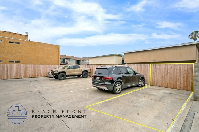 Building Photo - 16972 Lynn Lane