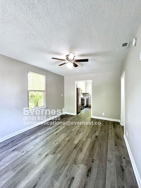 Building Photo - 1176 Sioux Terrace