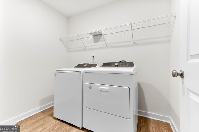 Building Photo - 1105 Holland Rose Dr