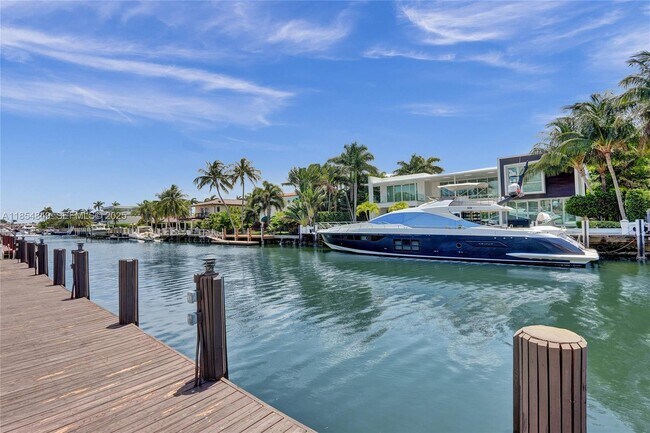 Building Photo - 609 Isle of Palms Dr