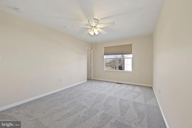 Building Photo - 15435 Reprise Terrace