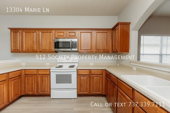 Building Photo - 13304 Marie Ln