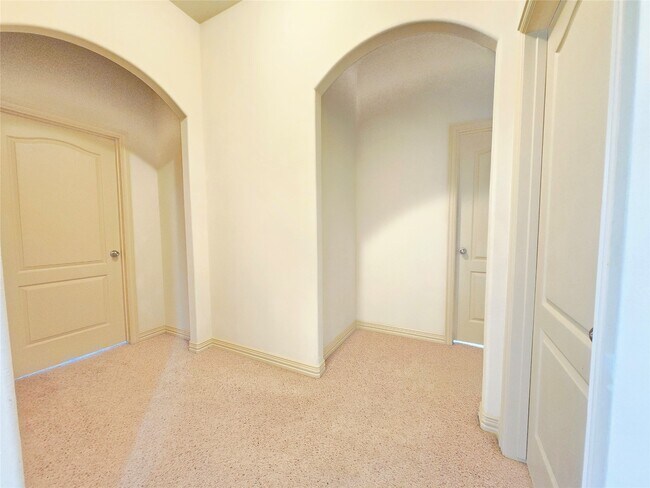 Building Photo - 24923 Florina Ranch Dr