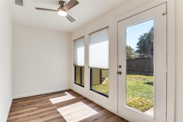 Building Photo - 302 Faircrest Dr