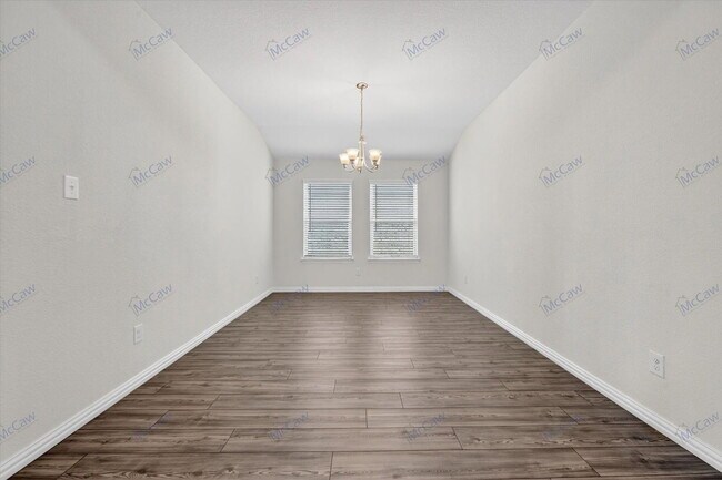 Building Photo - 6128 Fall Creek Ln