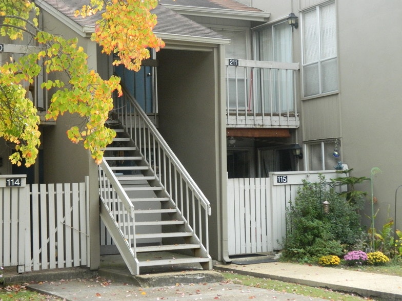 King's Creek 202 Milford St Tupelo MS 38801 Apartment Finder