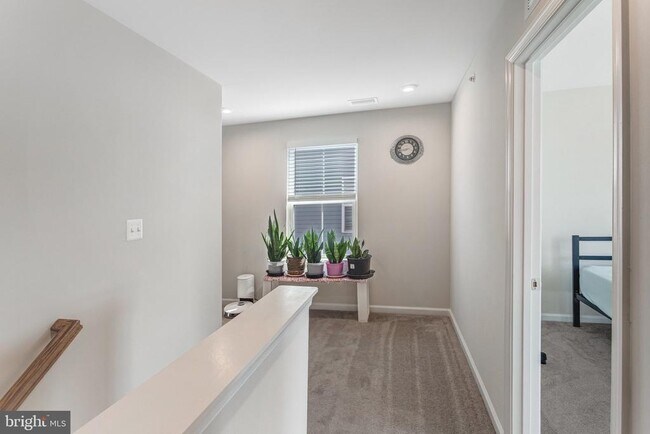 Building Photo - 11241 Wheeler Ridge Dr
