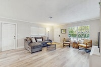 Building Photo - 4707 2nd Ave
