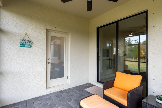 Building Photo - 3 Bedrooms | 2 Bathrooms | 2-Car Garage | Biscayne Landing – Gated Community