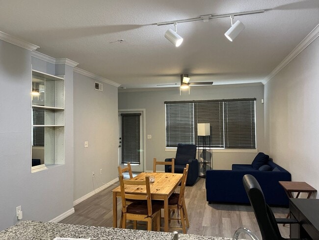 Building Photo - 2572 Robert Trent Jones Dr