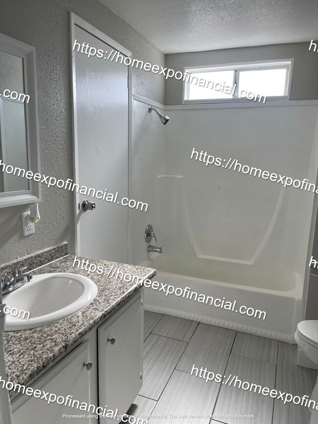 Building Photo - Nice Home For Rent