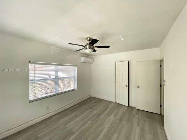 Building Photo - 1612 NE 110th Terrace