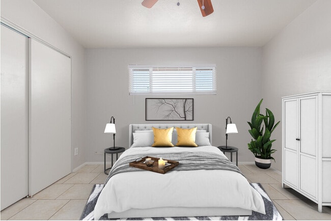 Building Photo - 2124 W Turney Ave