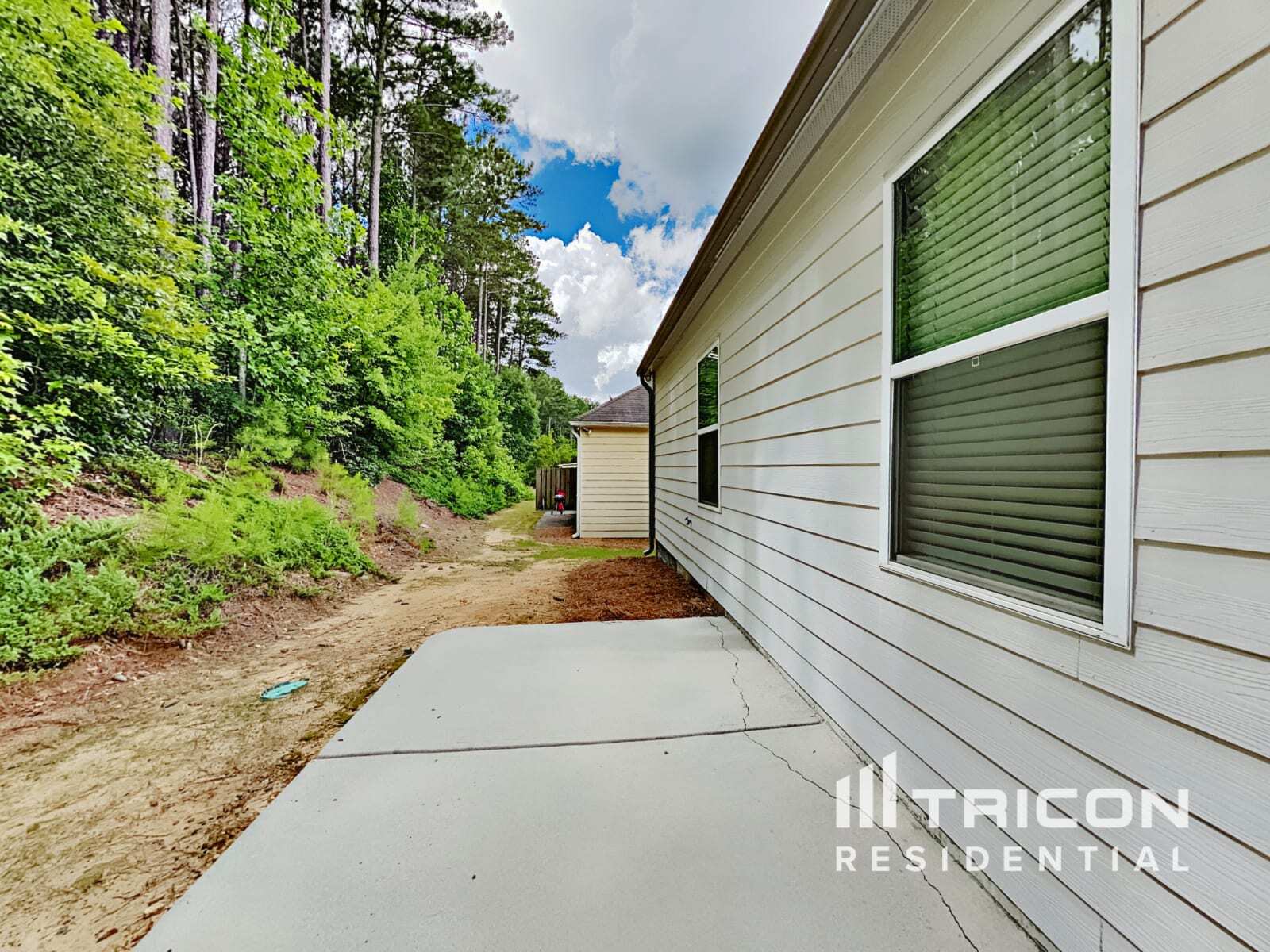 Building Photo - 7894 Bluefin Trail