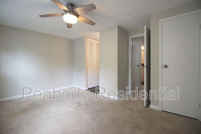 Building Photo - 11916 Fieldthorn Ct