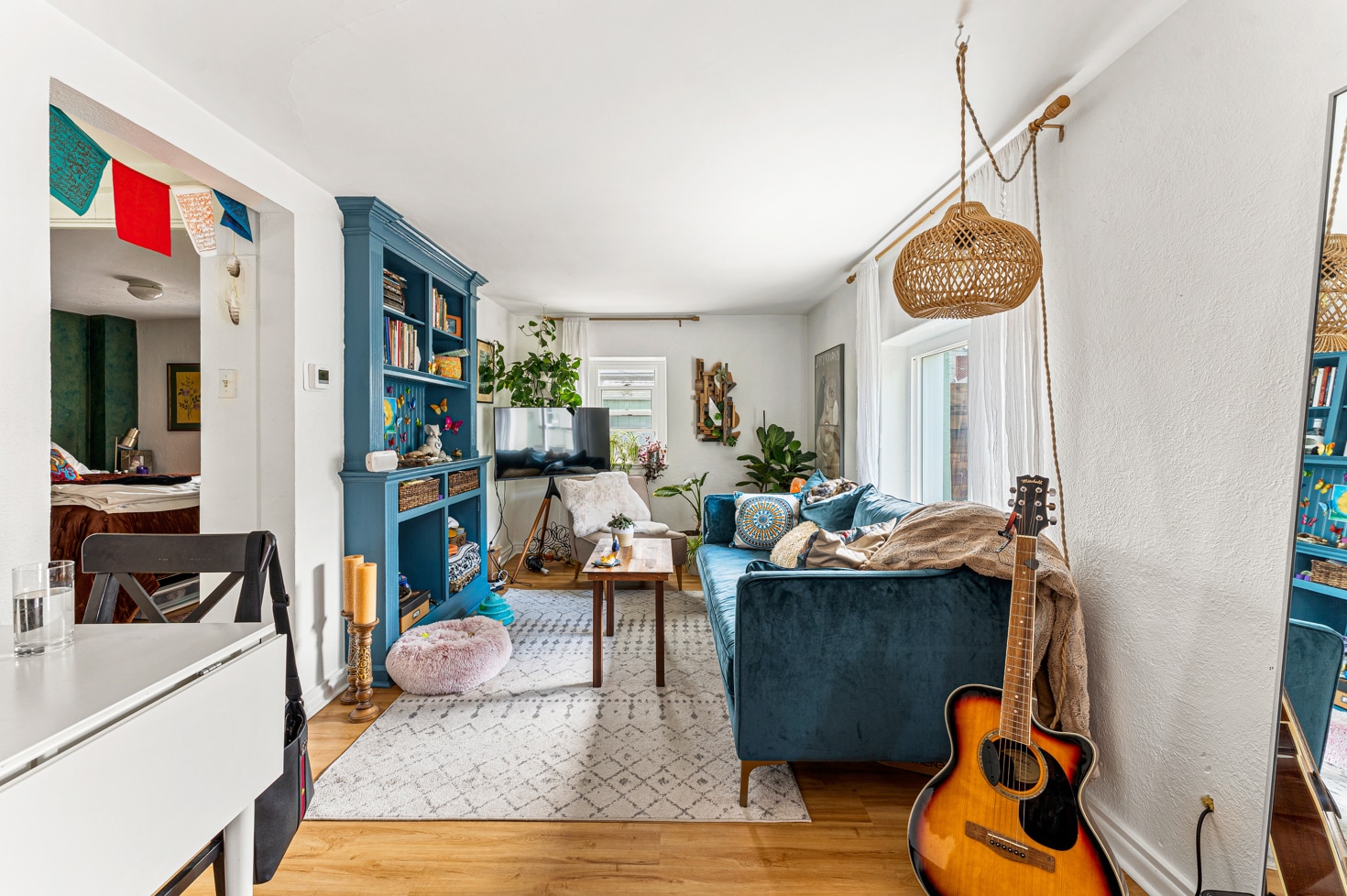 Building Photo - 42 Fox St