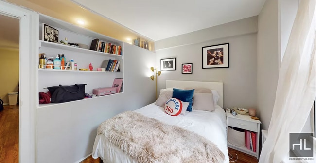 Building Photo - 340 E 58th St