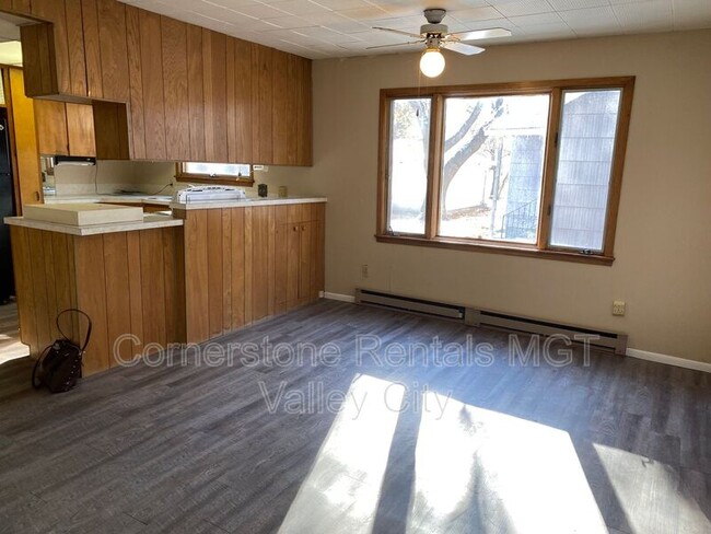 Building Photo - 217 Central Ave S