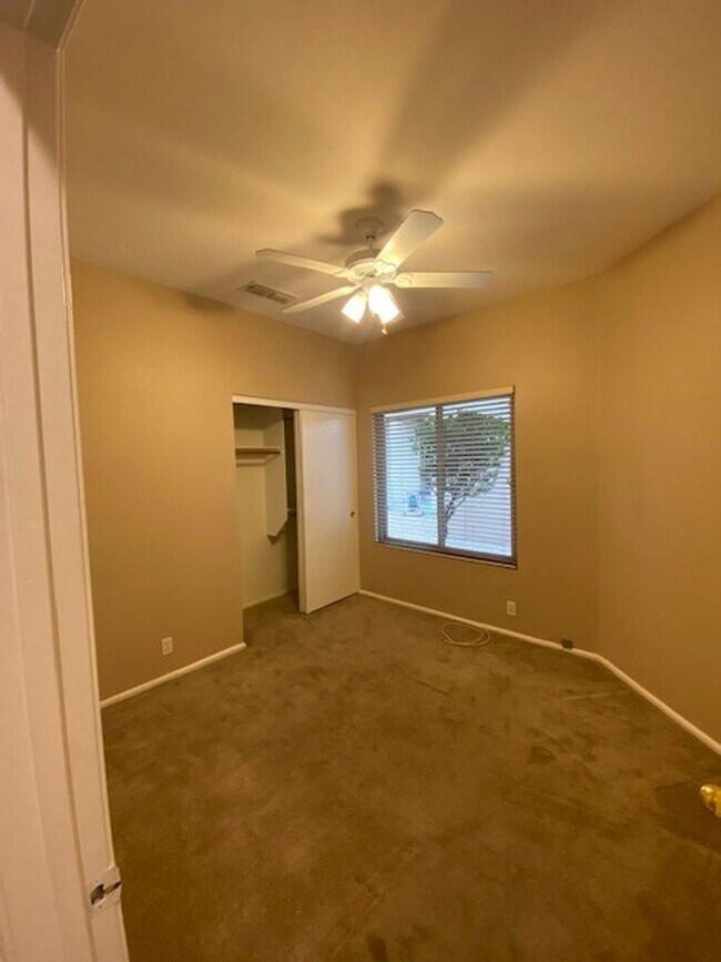 Building Photo - Beautiful 3-Bedroom Home with Vaulted Ceilings & Private Fenced Yard