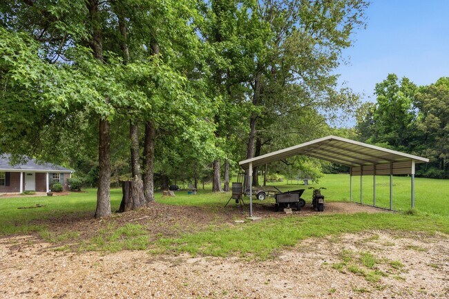 Building Photo - 2115 Byron Paul Ln