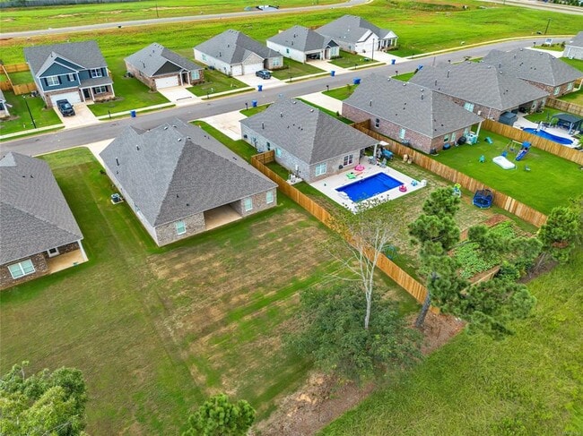 Building Photo - 1029 Birch Ln