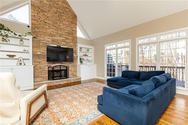 Building Photo - 9360 Nesbit Lakes Dr