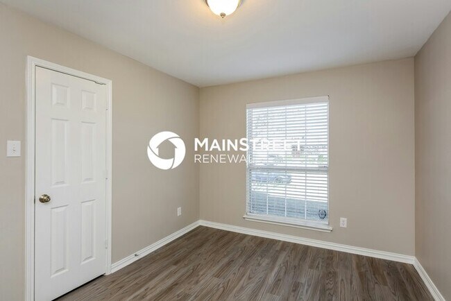 Building Photo - 3 Bedroom Pet-Friendly Home in Mansfield, TX with Main Street Renewal