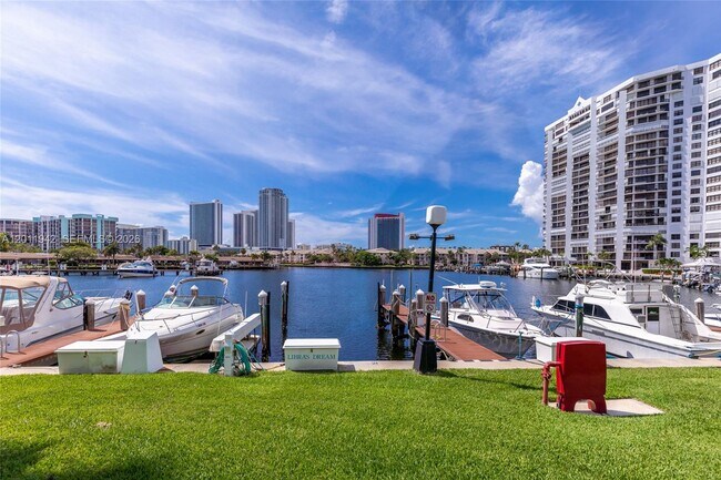Building Photo - 600 Three Islands Boulevard
