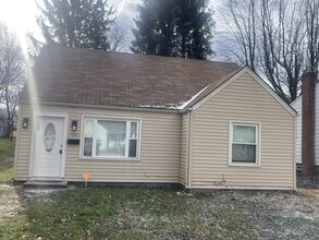 Building Photo - 1539 Wakefield Ave