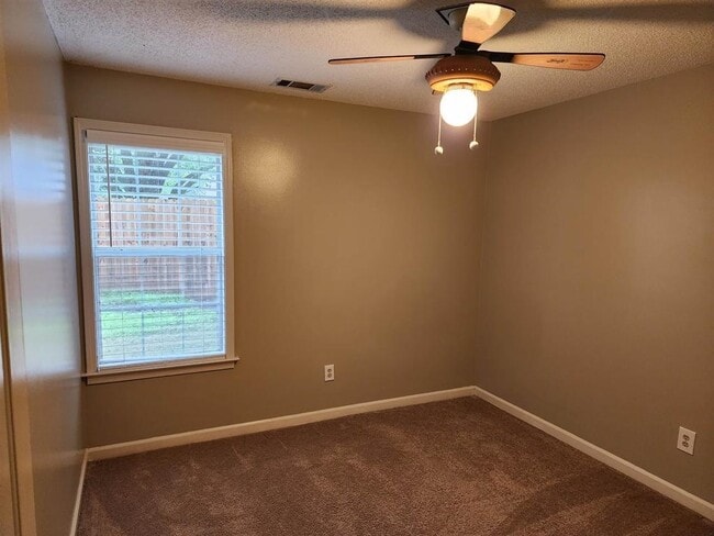 Building Photo - 255 Windy Ridge Cove